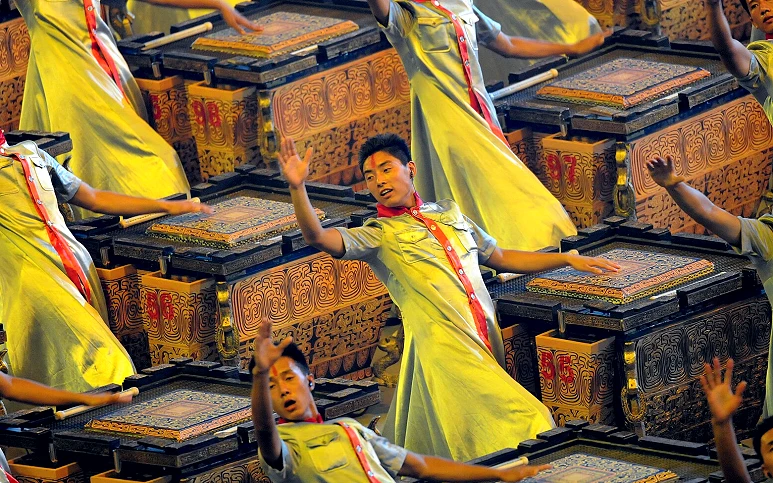 终场后的球场与空看台(标题不是摘要,而是入场处)